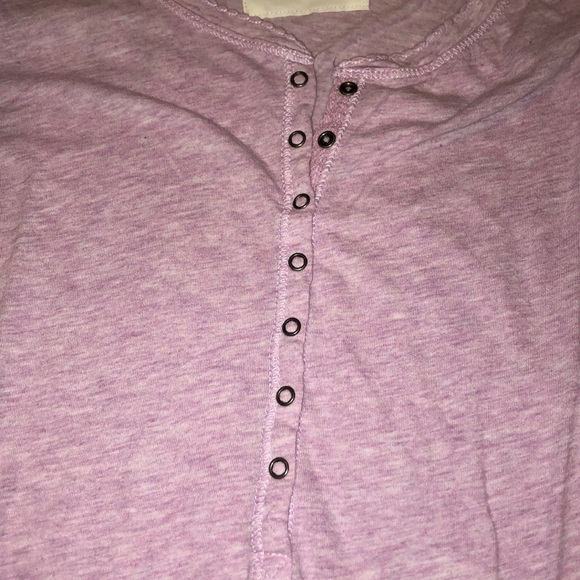 🍩$5 Must Bundlle🍩H&M Purple Long-sleeve Top - Picture 4 of 4